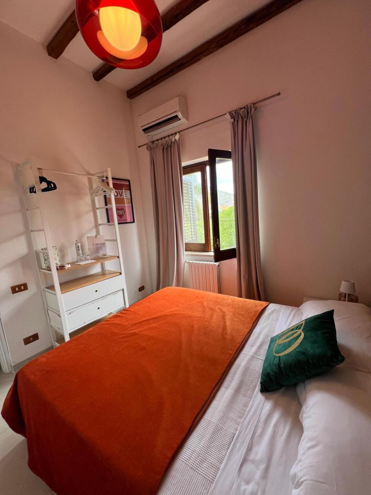 Domus Orestea Luxury Suites Palermo Ngoại thất bức ảnh