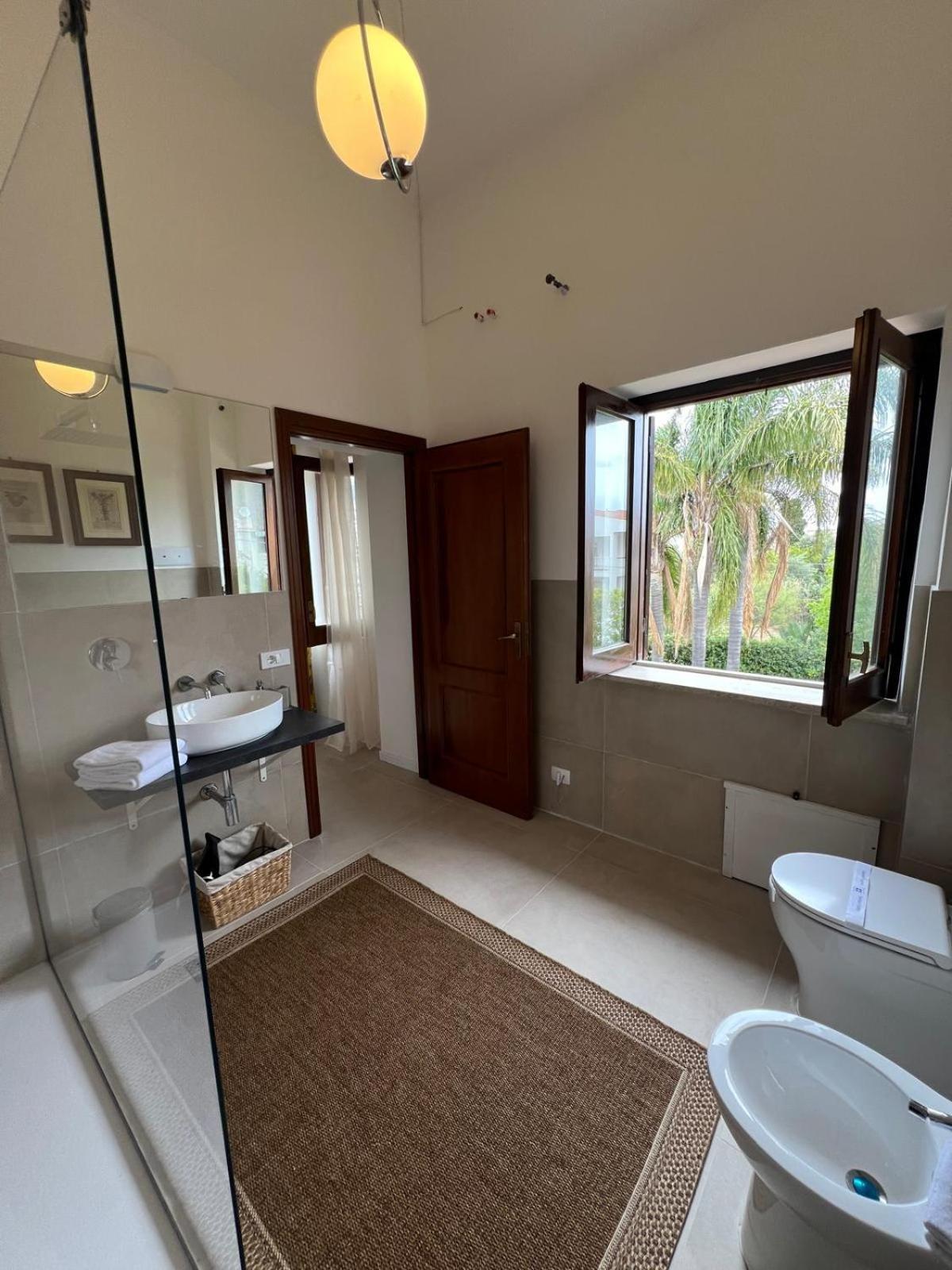 Domus Orestea Luxury Suites Palermo Ngoại thất bức ảnh